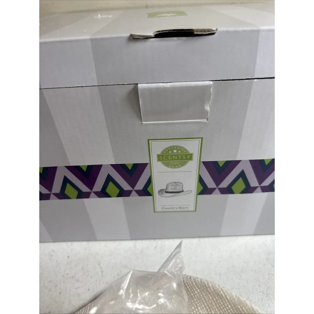 Scentsy COUNTRY BORN Cowboy Hat Warmer  Rare & Retired‎ NIB!!